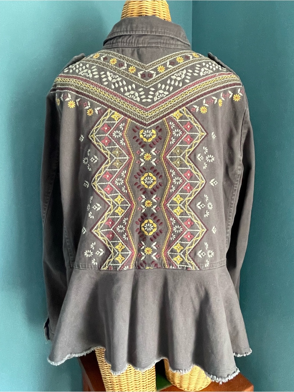 Knox Rose Gray Utility Peplum Jacket Embroidered Back Cotton Size XL